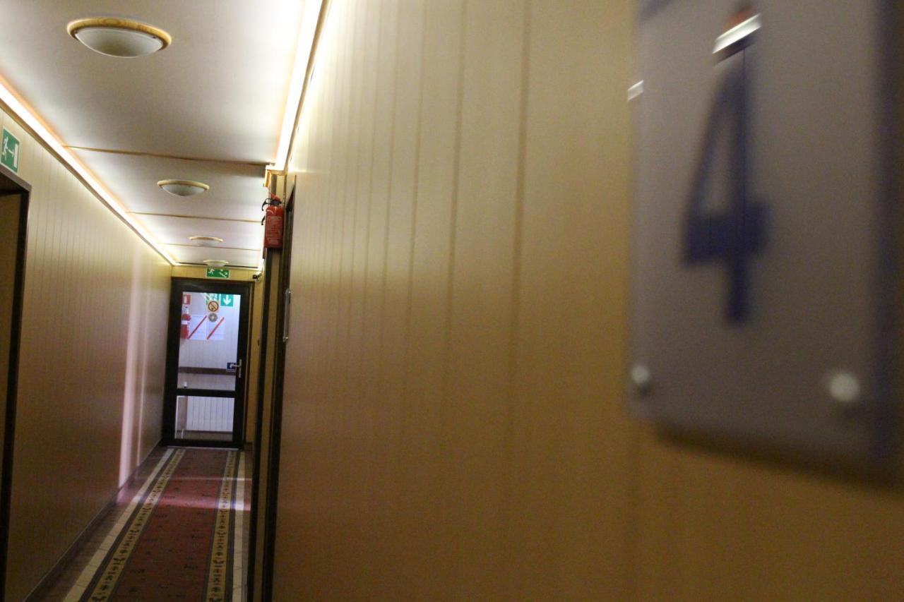 Motel Bar Malwa Aleksandrów Łódzki Exterior foto
